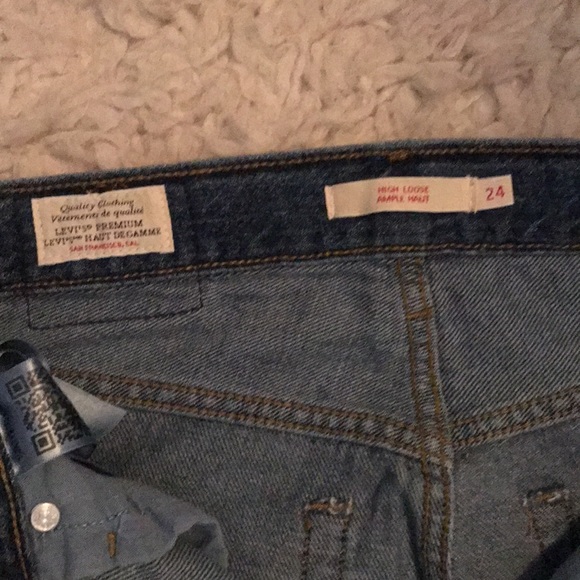 Levis High Loose Cropped Denim Jeans size 24 - Picture 9 of 10